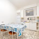 291 - Casa Nemo, Relax Sul Lungomare Di *