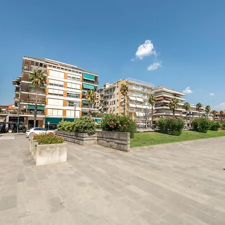 291 - Casa Nemo, Relax Sul Lungomare Di *